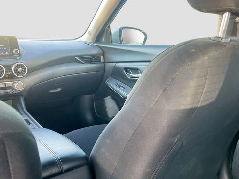 Used 2023 Nissan Sentra S image 21