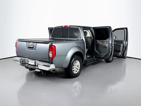 Used 2016 Nissan Frontier SV AWD/4WD image 19
