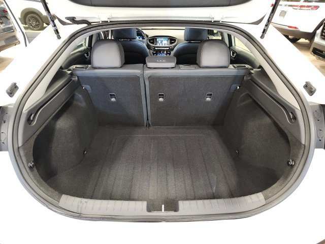 Used 2018 Hyundai Ioniq Limited FWD image 26