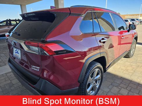 Used 2019 Toyota RAV4 Limited image 5
