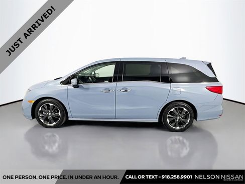 Used 2024 Honda Odyssey Elite image 8