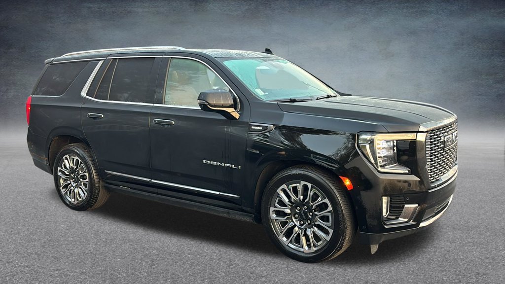Used 2023 GMC Yukon Denali Ultimate AWD/4WD image 2