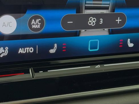 New 2026 Volkswagen Tiguan SE R-Line FWD image 22