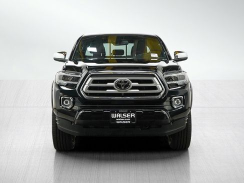 Used 2022 Toyota Tacoma Limited AWD/4WD image 8