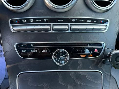 Used 2016 Mercedes-Benz C 300 4MATIC Sedan image 38