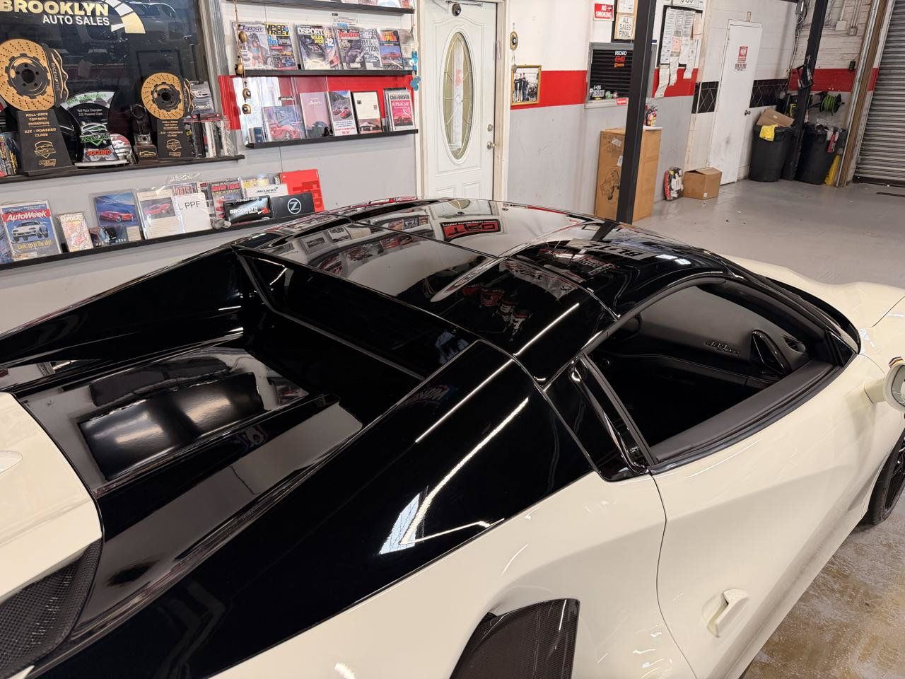 Used 2018 Ferrari 488 Spider RWD image 28