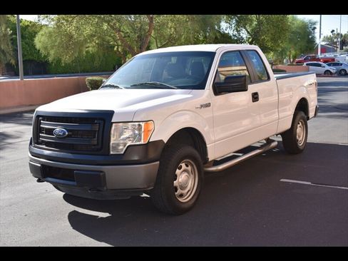 Used 2014 Ford F150 XL w/ XL Plus Package AWD/4WD image 3