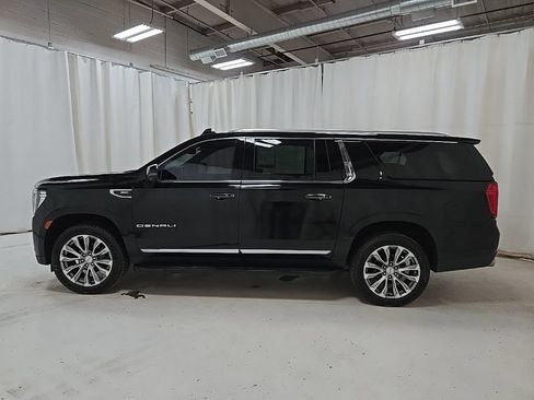 Used 2021 GMC Yukon XL Denali AWD/4WD image 26