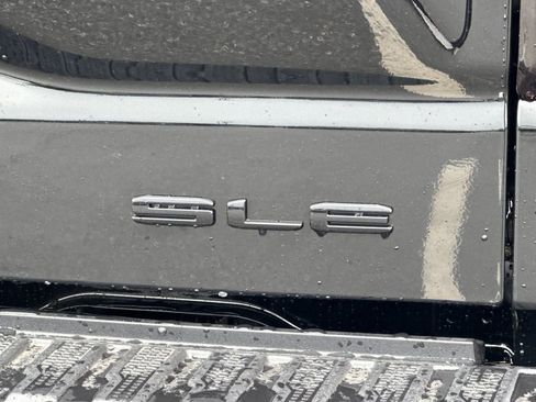 New 2026 GMC Sierra 1500 SLE w/ Preferred Package RWD image 25