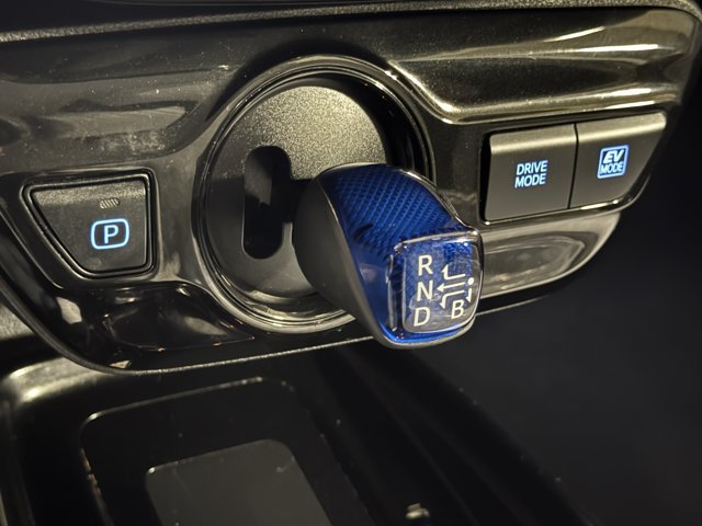 Used 2022 Toyota Prius XLE AWD/4WD image 20