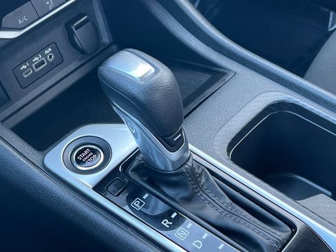 Used 2024 Nissan Sentra SV image 22