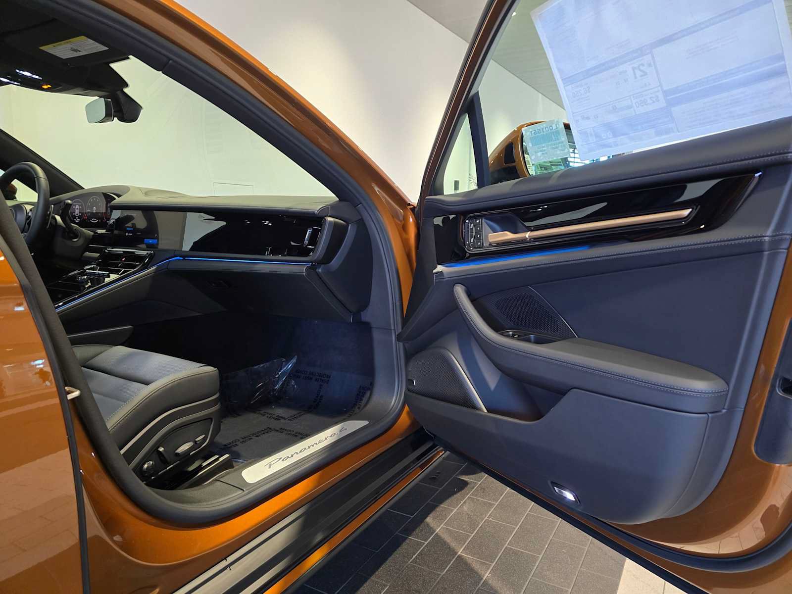 New 2026 Porsche Panamera 4 AWD/4WD image 12