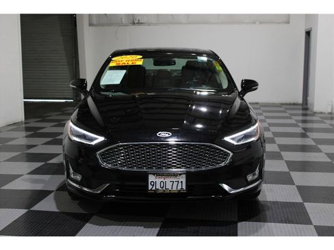 Used 2020 Ford Fusion Titanium image 2