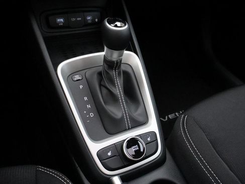 New 2026 Hyundai Venue SEL image 40