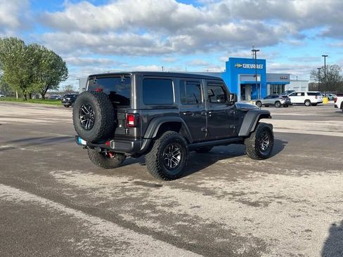 Used 2026 Jeep Wrangler Unlimited Sport image 4