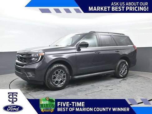 Certified 2025 Ford Expedition Active AWD/4WD image 1