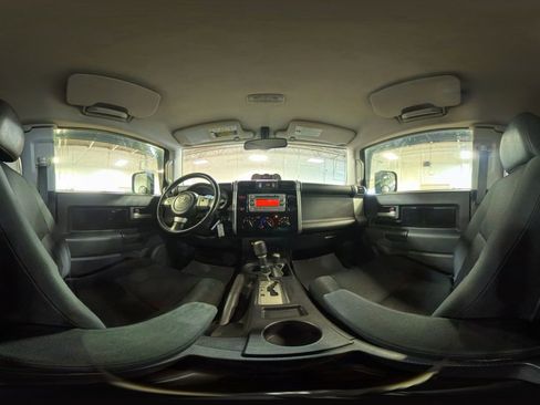Used 2012 Toyota FJ Cruiser 4WD w/ Upgrade Pkg image 37