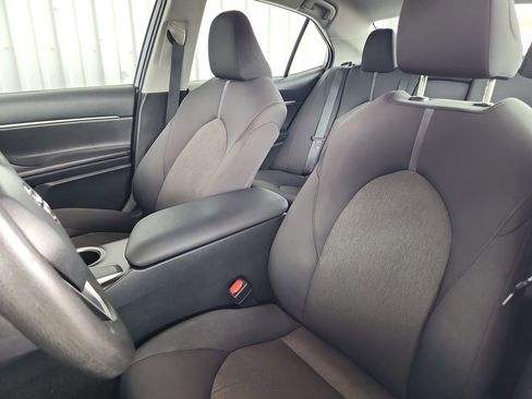Used 2023 Toyota Camry LE FWD image 16