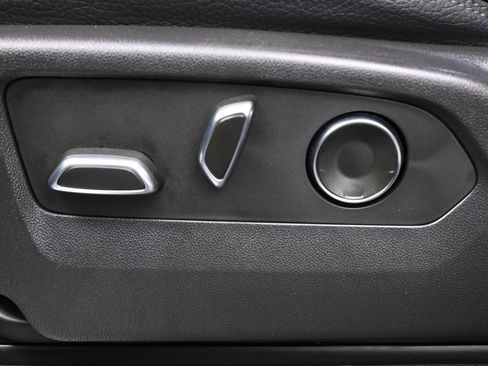 Used 2024 GMC Sierra 2500 Denali w/ Denali Reserve Package image 31