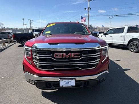 Certified 2022 GMC Sierra 1500 SLT w/ Max Trailering Package AWD/4WD image 2