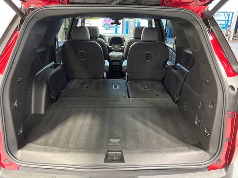 Used 2023 Chevrolet Traverse LT AWD/4WD image 54