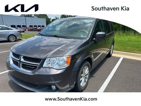 Used 2019 Dodge Grand Caravan SXT FWD image 1