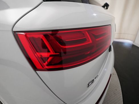 Used 2019 Audi Q7 3.0T Prestige w/ Prestige Package AWD/4WD image 35