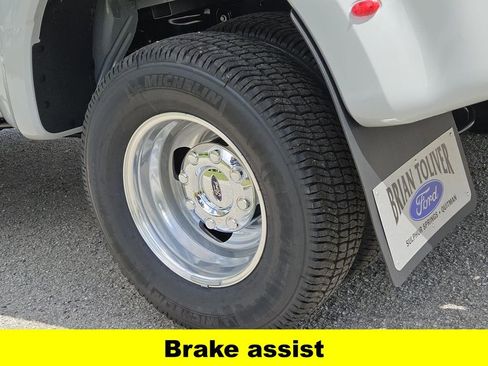 New 2026 Ford F350 XLT image 9