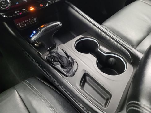 Used 2022 Dodge Durango GT image 26