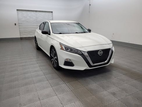 Used 2022 Nissan Altima 2.5 SR FWD image 13