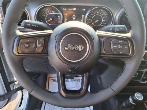 Certified 2023 Jeep Gladiator Sport image 13