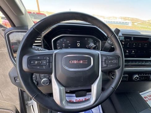 Used 2024 GMC Sierra 3500 SLE image 8