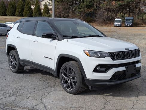 New 2026 Jeep Compass Limited w/ Sun, Sound & Navigation Group image 3