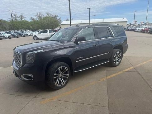 Used 2017 GMC Yukon Denali w/ Open Road Package AWD/4WD image 2