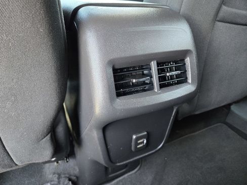 Used 2020 Chevrolet Equinox LT AWD/4WD image 30
