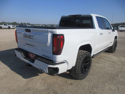 New 2026 GMC Sierra 1500 Denali Ultimate AWD/4WD image 6