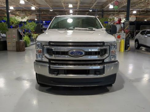 Used 2021 Ford F250 XL w/ STX Appearance Package image 3