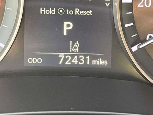 Used 2016 Lexus ES 350 w/ Ultra Luxury Package image 25