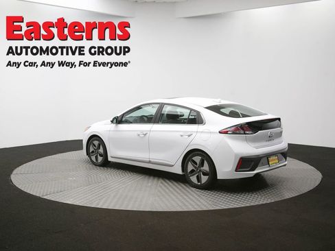 Used 2022 Hyundai Ioniq Limited image 64