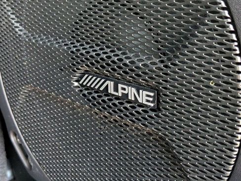 Used 2023 Jeep Wrangler Unlimited w/ Cold Weather Group image 9