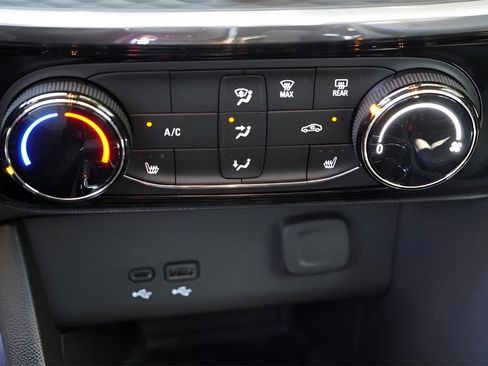 New 2026 Buick Encore GX Sport Touring image 14