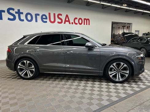 Used 2022 Audi Q8 Prestige AWD/4WD image 11