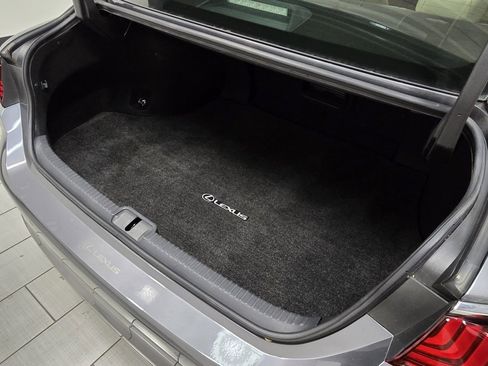 Used 2019 Lexus ES 350 image 18