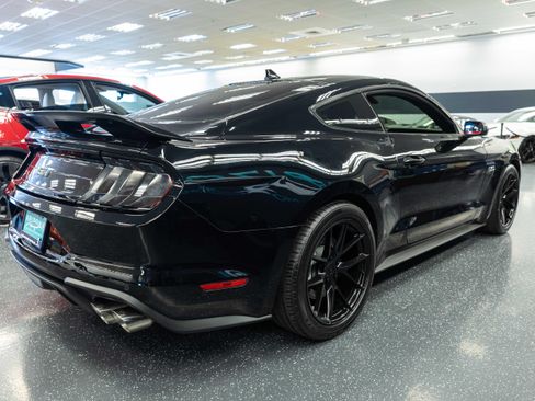 Used 2022 Ford Mustang GT w/ Equipment Group 301A RWD image 4