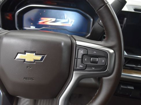 Used 2024 Chevrolet Silverado 3500 LT w/ Z71 Off-Road Package image 7
