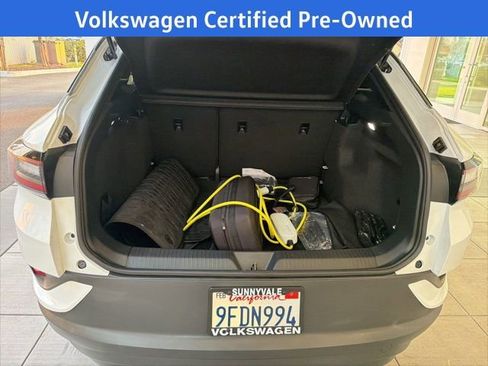 Certified 2022 Volkswagen ID.4 Pro image 17
