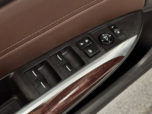 Used 2017 Acura TLX image 13
