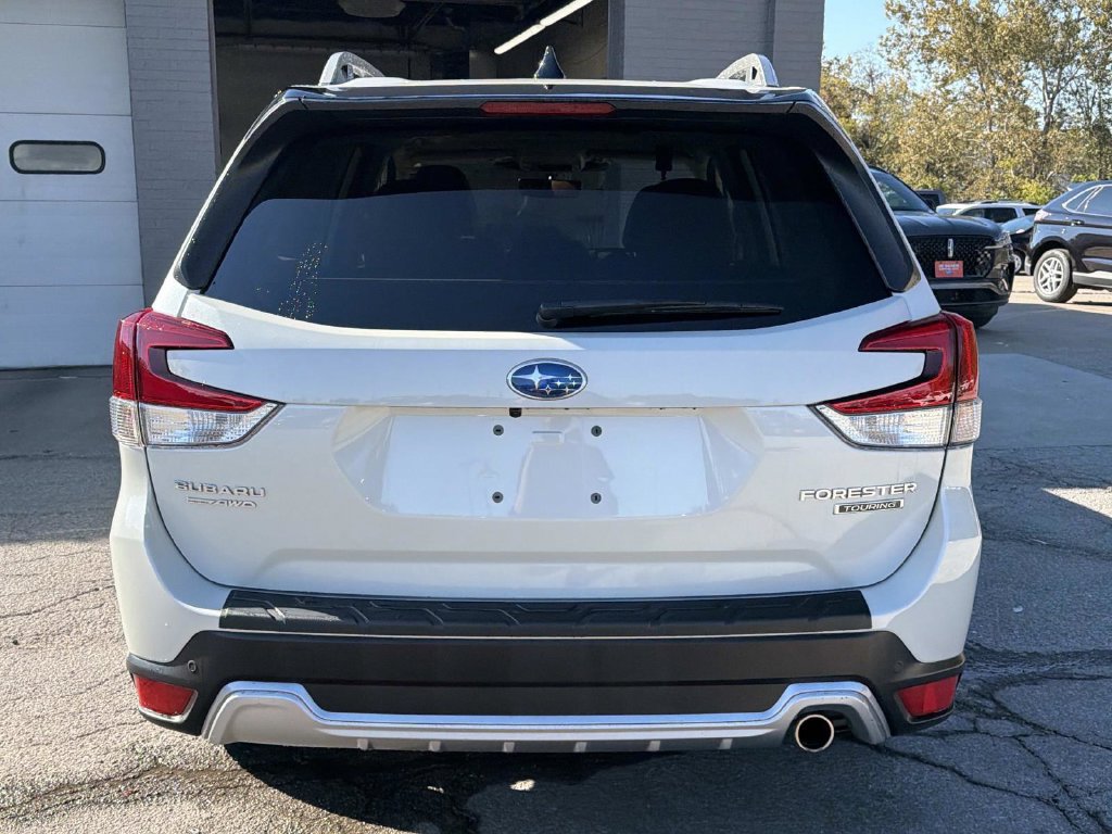 Used 2024 Subaru Forester Touring w/ POP Package 3 AWD/4WD image 6