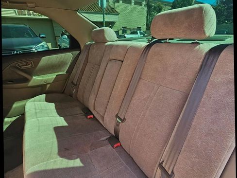 Used 1998 Toyota Camry LE image 15