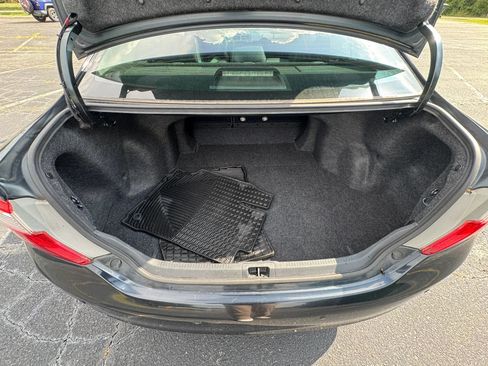 Used 2013 Toyota Camry SE FWD image 16